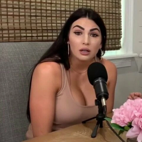 Jessie McKay aka Billie Kay