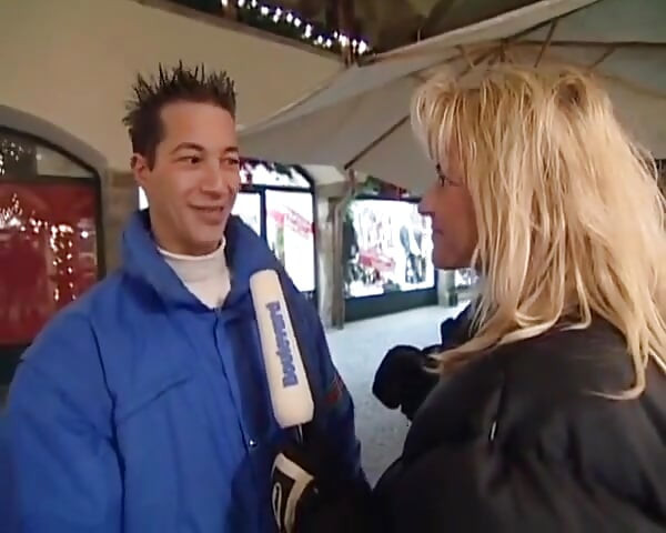 Tit Fucked German Stepmom Makes Her Stepson Cum Using Her Tits