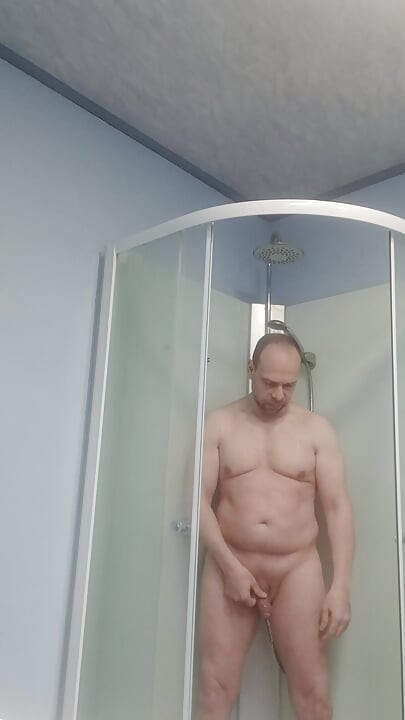 I love showing myself naked and imagining that your wife is fingering herself while looking at me