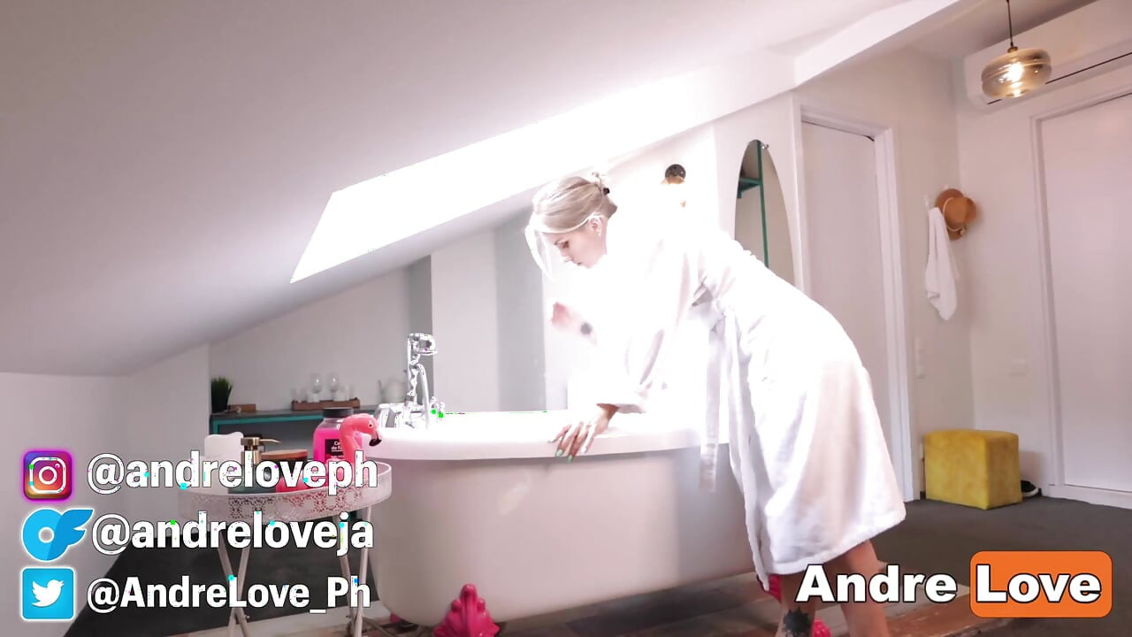 Máy bay bà già ngon ngọt tắm vòi nước andre tình yêu khiêu dâm trên nhà sàn [4k]