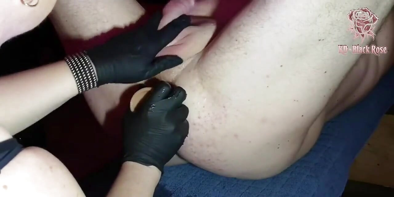 Femdom - Analna igra