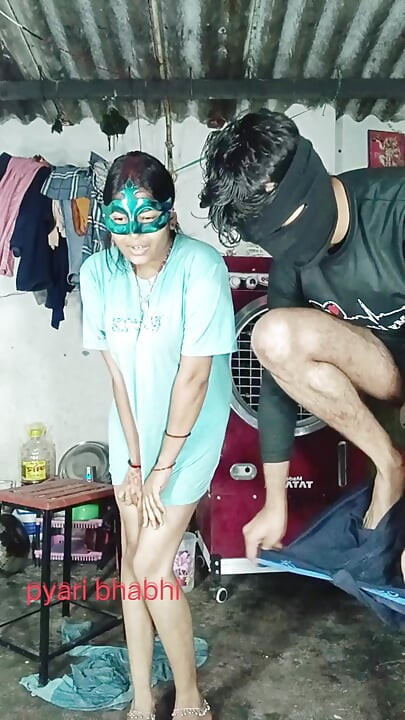 Sora vitregă a făcut sex cu fratele