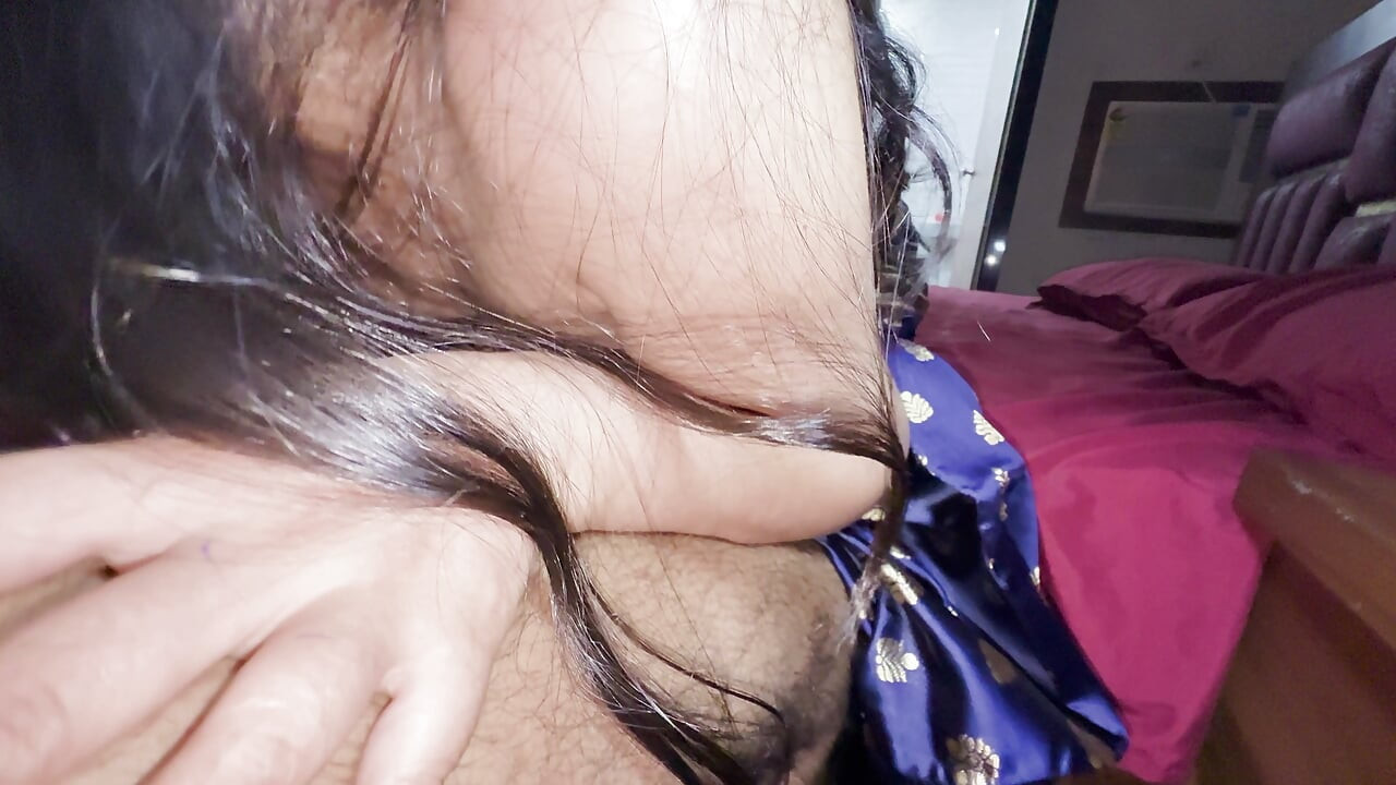 Chachi Ke Ghar Jaa Ke Unko Sex Ke Liye Ready Kiya Fat Pussy