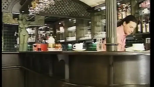 Cowok amatir jerman ini suka banget nyepong kontol
