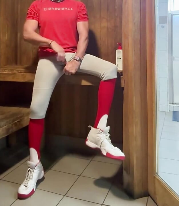 Alpha Fun in the Sauna with Jockdad87 Part 7