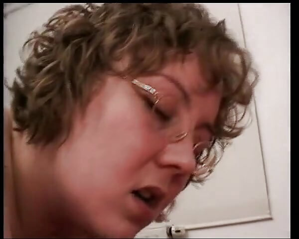 Chubby German MILFs Got Fucked Together in Amateur Session