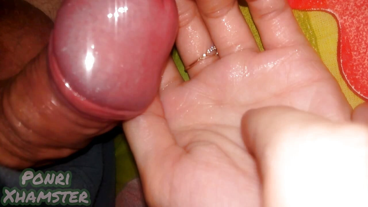 My stepsister's hand is covered in precum and then thick cum