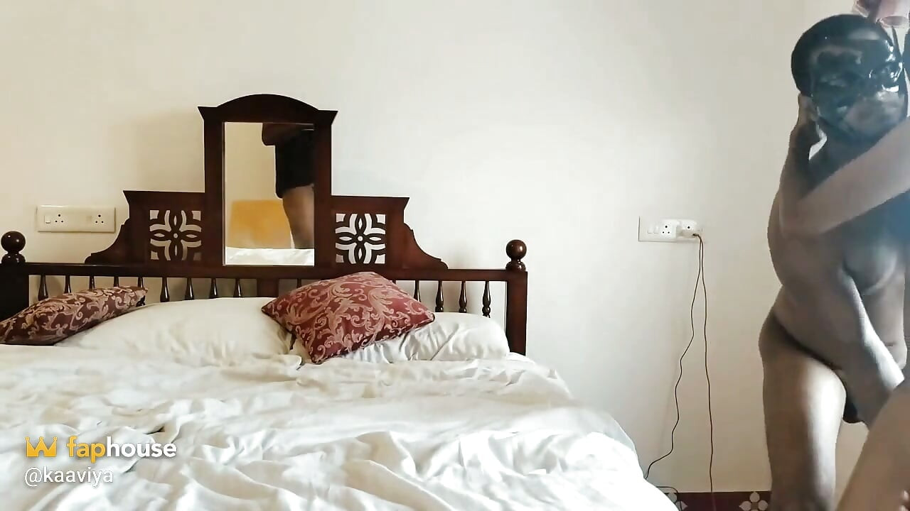 Suba Akka Cu Prezervativ.