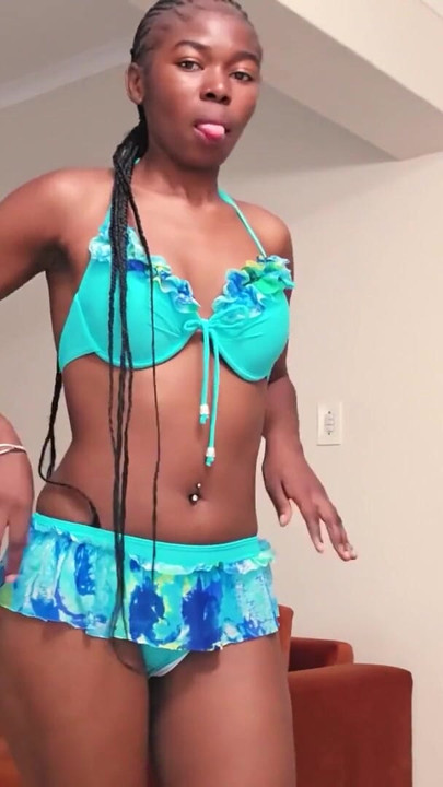 I knew this TIGHT EBONY TEEN wanted NYC bad enough... her BF just never knew how bad -AfricanCasting | Clip 1