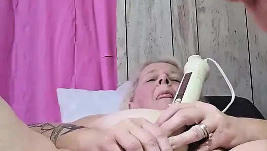 Was ist alleine in ihrem zimmer los?