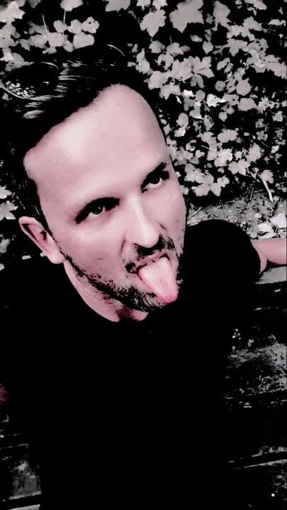 Slutboyben CAM4 Sexy Cum Pig in Public