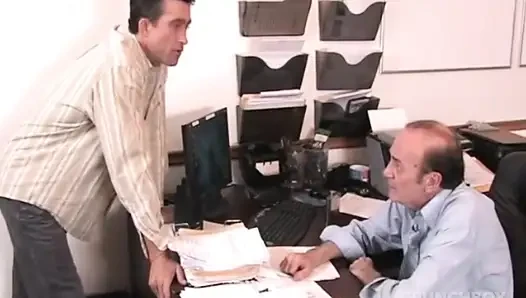 LESBIENNE GANG BANGS WITJ PUSSY EATING WITG GRILS