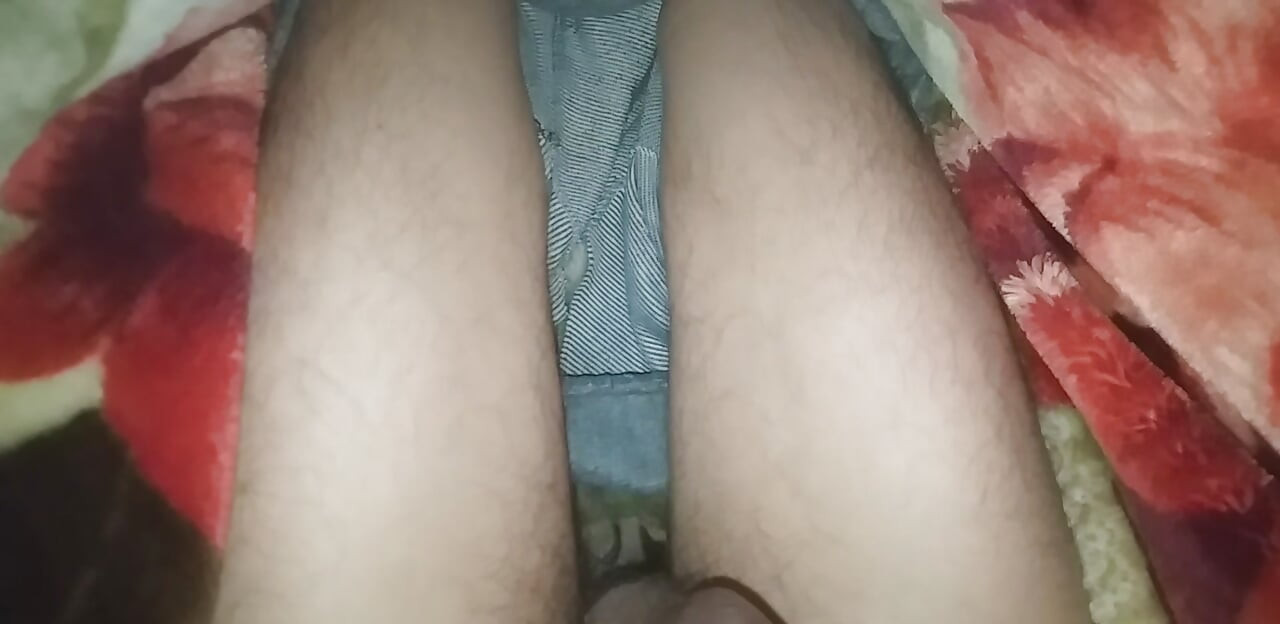 Fiery panas melancap pada tengah malam