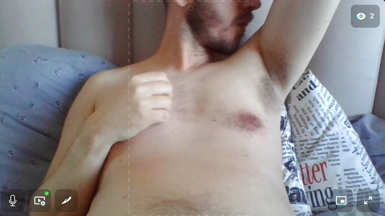 Tortura nos mamilos por um beta perdedor branco submisso