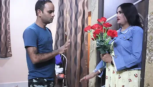 Krishna roy si tante seksi india yang lagi sange menggoda tamu hotelnya untuk ngentot habis-habisan sampai mengerang keenakan