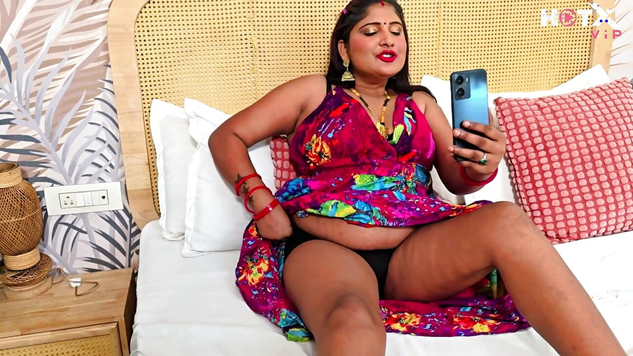 Indian House Malkin fucked by security guard in her tight pussy and ass hole