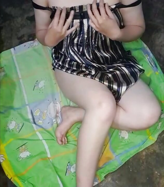 GIRL MASTURBATING AFTER PLAYING