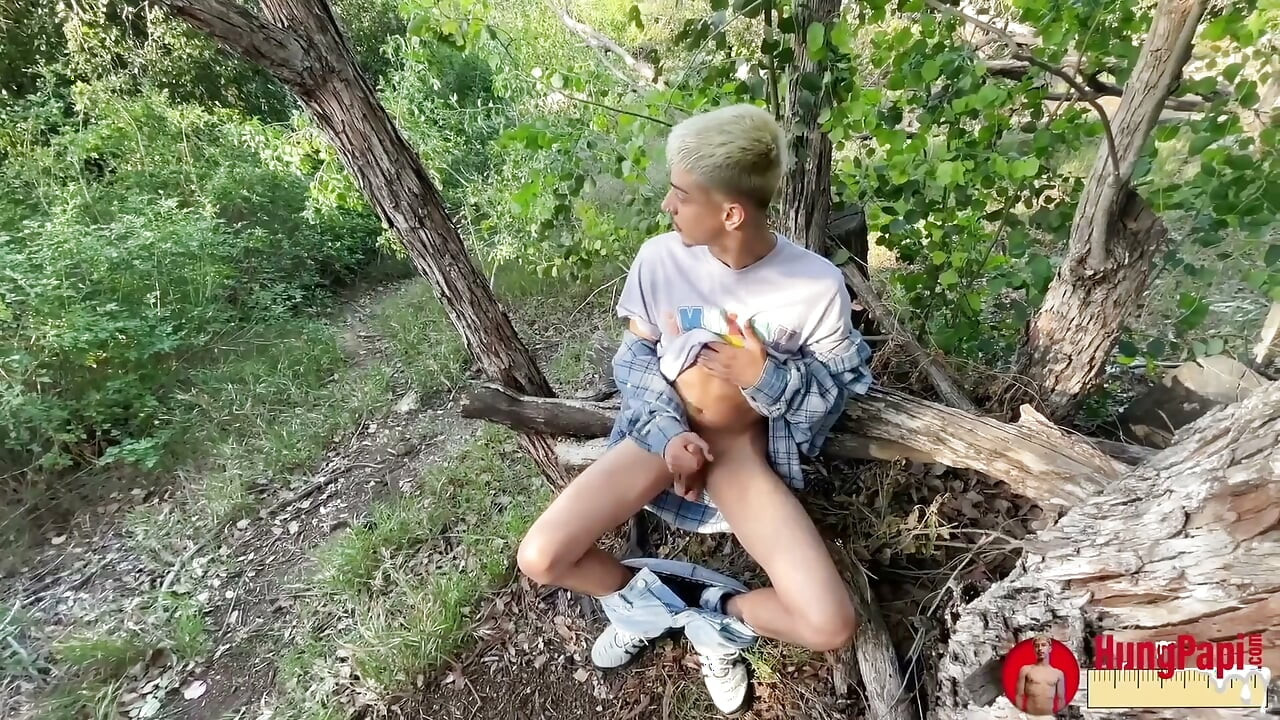 Skinny Twink Jerks off Blows Huge Load Public Caught