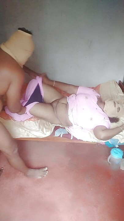 Stepsister bedroom performance