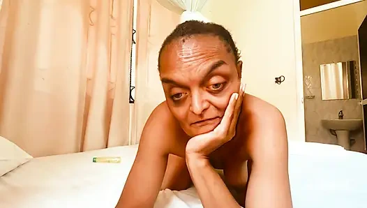 Dostum, üvey nineni götten siktim