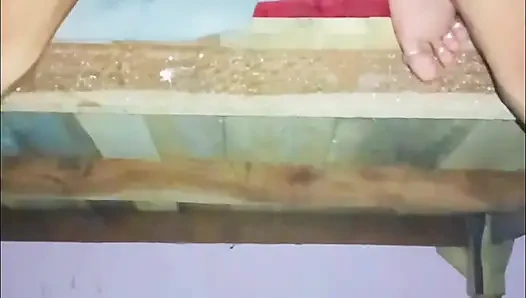 Jam 2 sore, aku ngentot memek kakak ipar india gaya doggy sampai muncrat.
