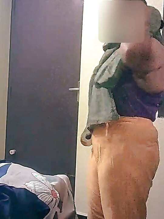 Sexy Big Ass & Tits Desi Aunty Dress Change Video