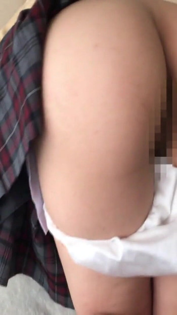 Silný okamžik z "Soukromé vaginální natočené video, kde studenti a učitelé překročí hranici, odstraním jej okamžitě"