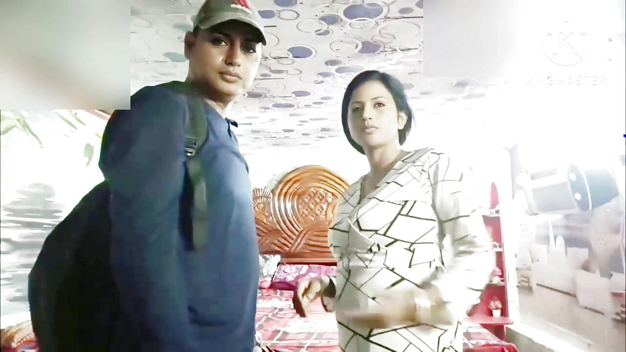 시즌 173. Bhabhi 남친과 벌리는 옷에 섹스