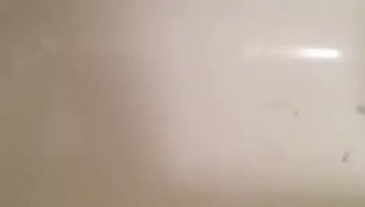 Sadece yükümü küvete atıyorum