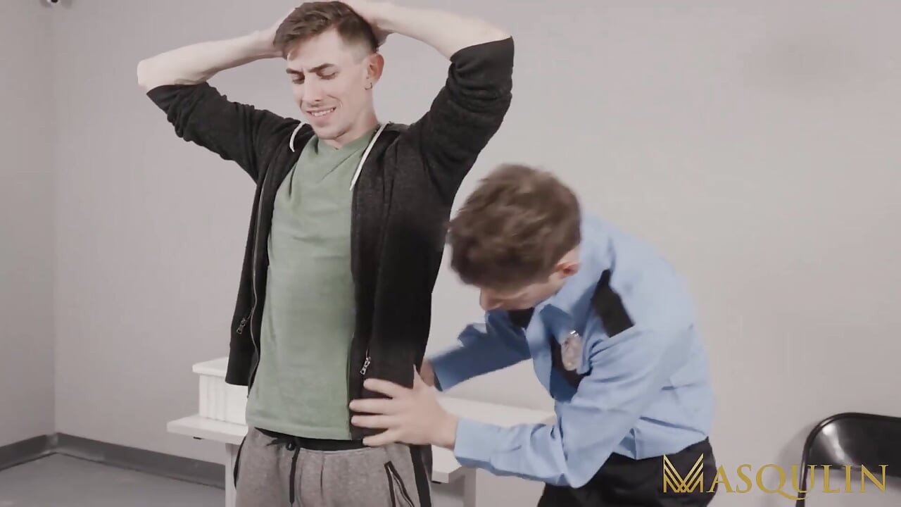 MASQULIN Policeman Michael Del Ray ass fucks Jack Hunter