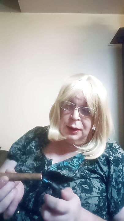 September 2026 VLOG - Chewing the fat whilst smoking a cigar