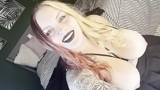 Menghamili teman lesbianmu