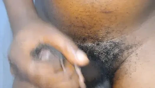 Yakışıklı olmak kolay değil mi, büyük bir penisle tüm orospular arkandan yürüyor