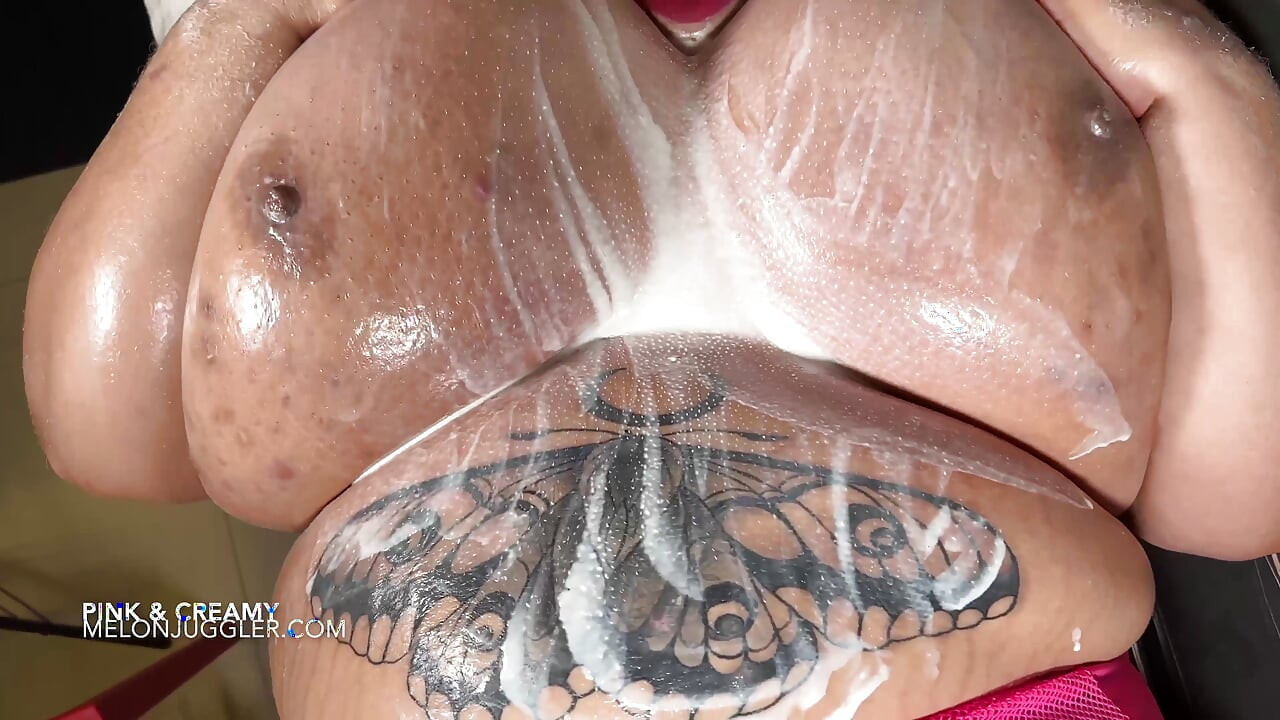 Enorme ssbbw peitos rosa e cremoso