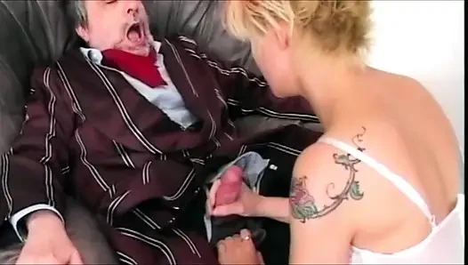 The MILF and the Professor: a Nice Blowjob in the Chair