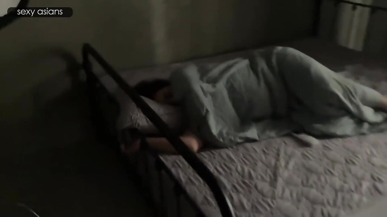 Necenzurirana debela ljepotica. Bujno tijelo uživa u dubokom ulasku i završetku