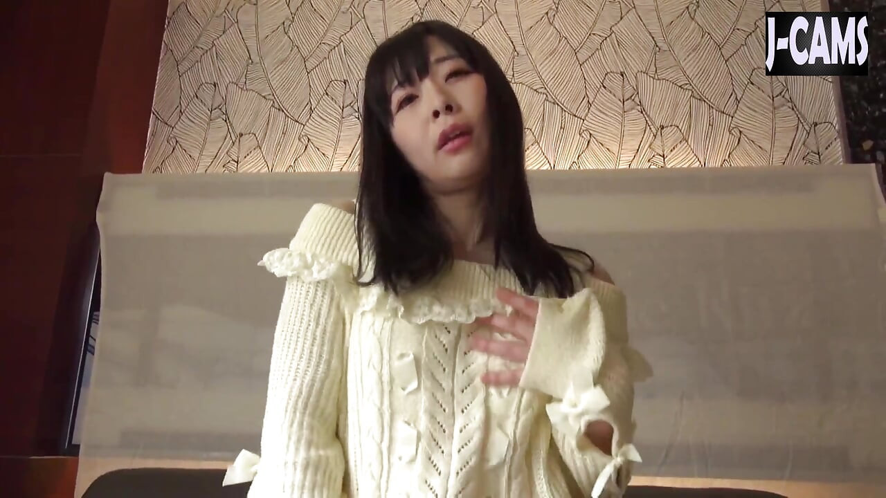 굵은 솔로 디스플레이가 장난스럽고 여과되지 않은 것처럼 넓은 아마추어 애타게 퍼뜨리기 - Clip1