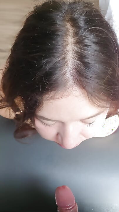 Tvrdý sex POV - jsem penetrovaná jako malá děvka