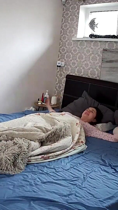 침실에서의 Kamila & Danildo 아침 섹스 세션 5 - 찐 집에서 만든 아마추어 | 흑인 대물 자지와 섹스하는 흑인 대물