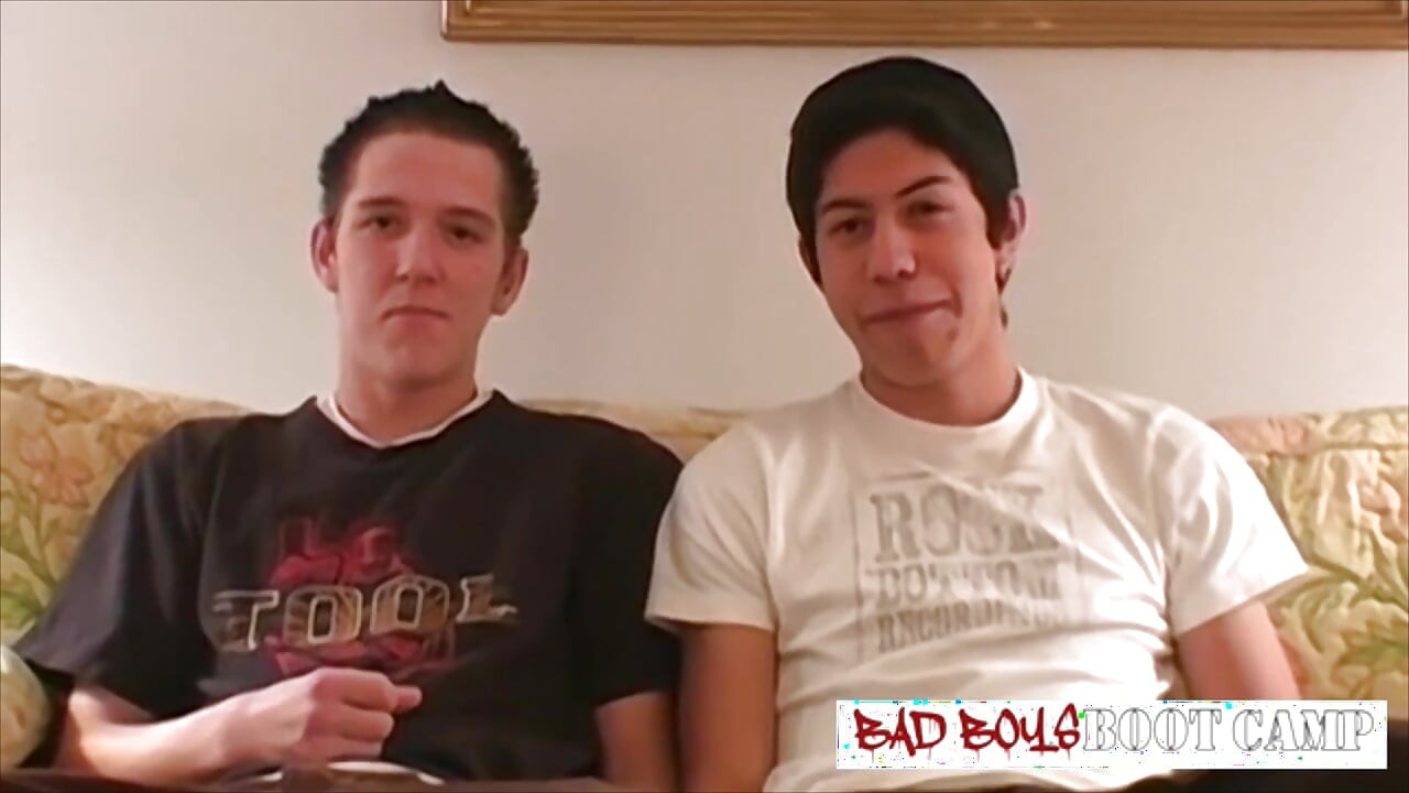 BadBoysBootCamp Gavin And Anthony Makeout And Swap Sloppy Head On The Sofa