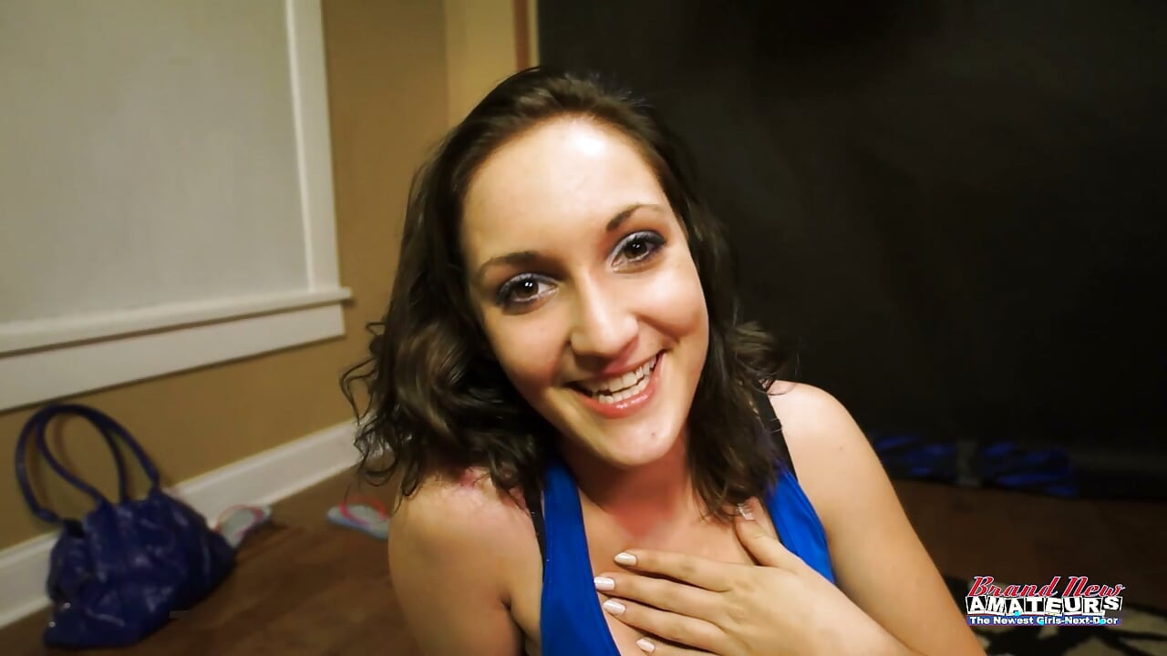 Carmen Valentina Tiny Tattooed MILF Teaches Oral Then Takes It Deep!