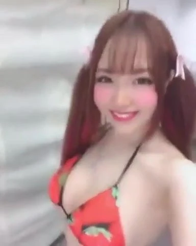 Girl japan hot bikini boobs