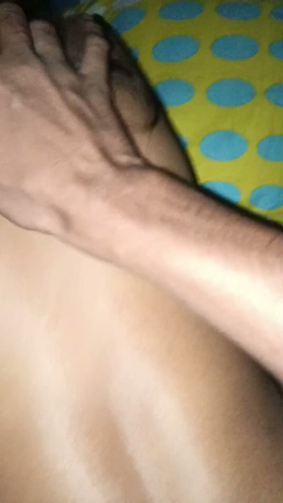 Muh me chusaya fir uski tight chut me diyaa lund | Clip 1