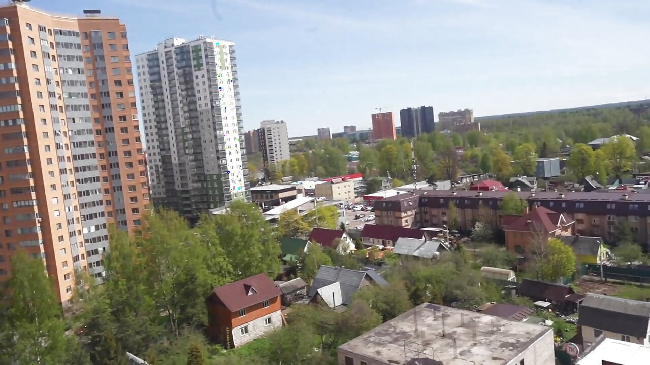 Blond ślicznotka chętnie ssie mojego penisa