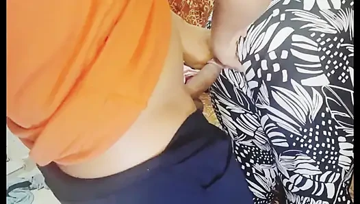 Bangladeschisches 18+ arbeitendes mädchen fickt im haus