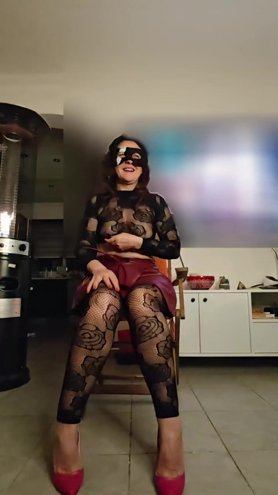 AmuseGueulle Short Videos - Tease Dance Part I