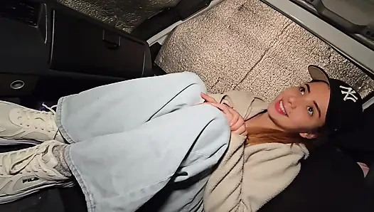 Bir Yabancı Ile Minnettarlıkla Anal Seks Sert Seks