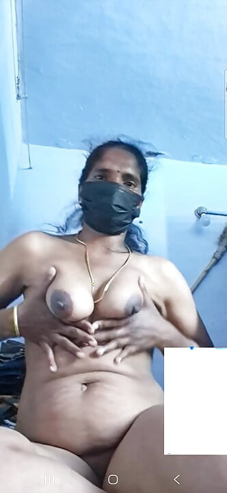 Aunty play pussy and boobs