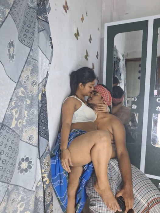 Sweetsex2001 indian deshi beautiful collage girl hardly doggy style f.cking enjoy