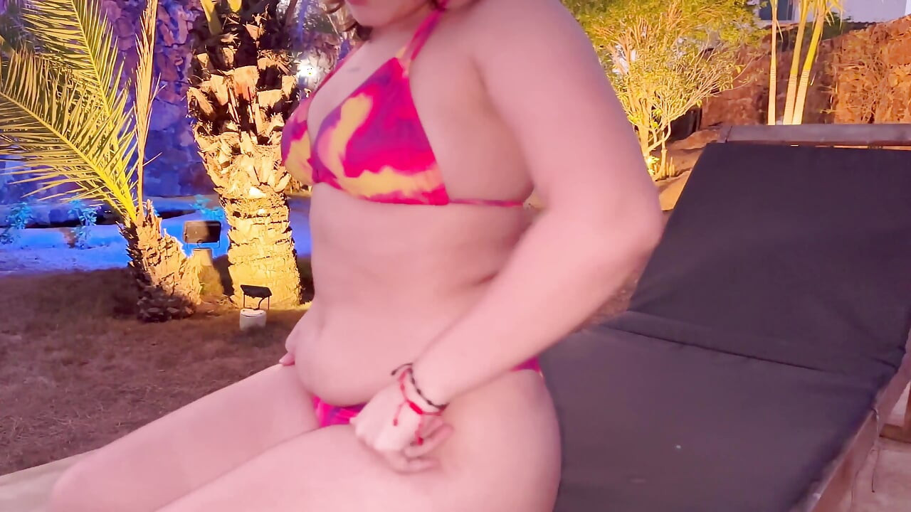 Jasmine Plays in the Pool